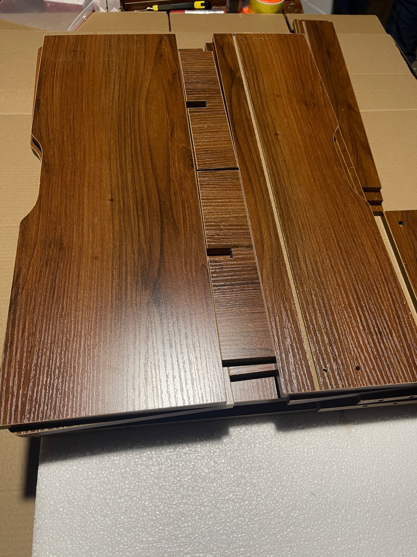 Niles Traditional Vanity Desk
