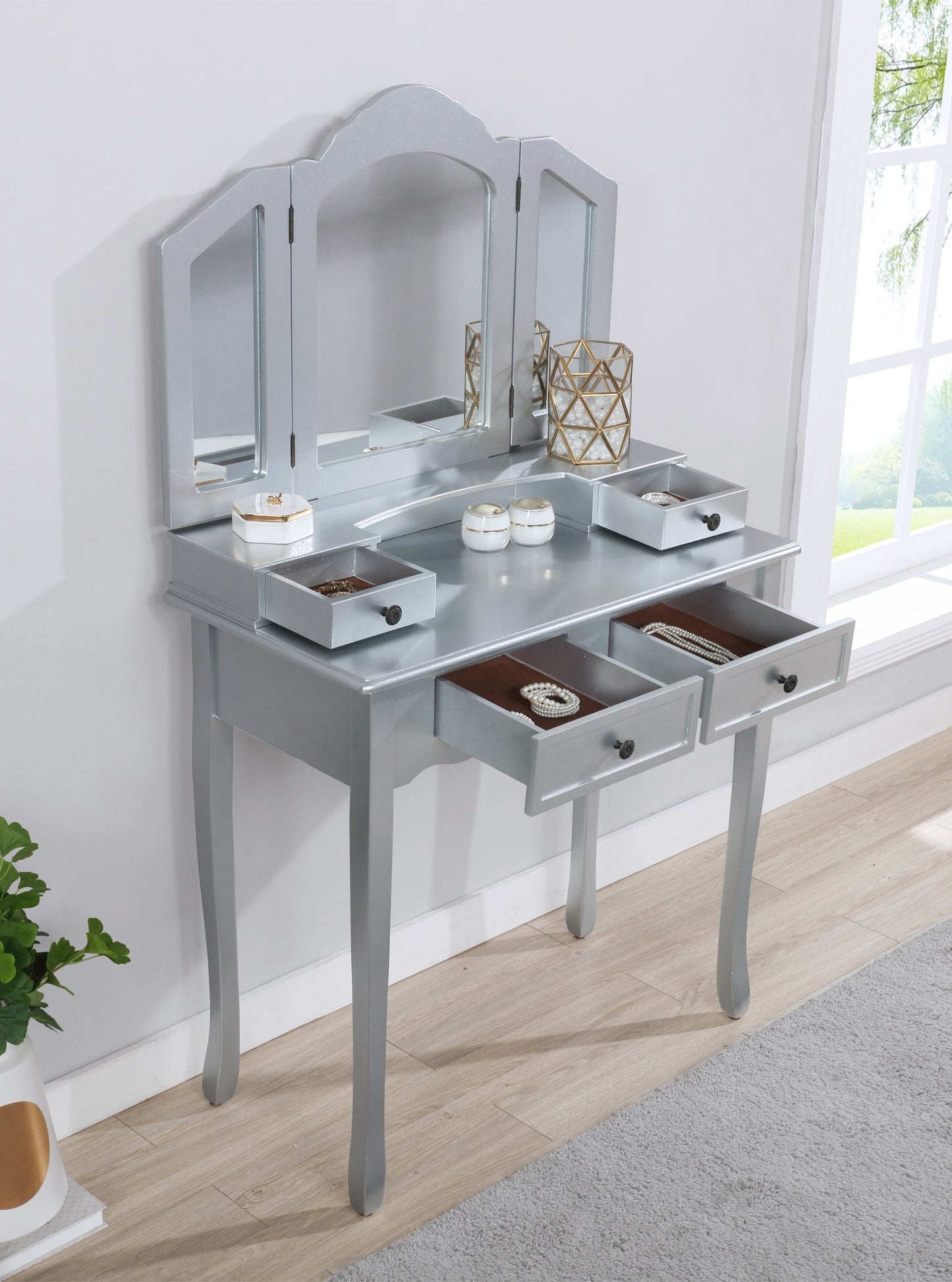 Oakridge Traditional Vanity Set