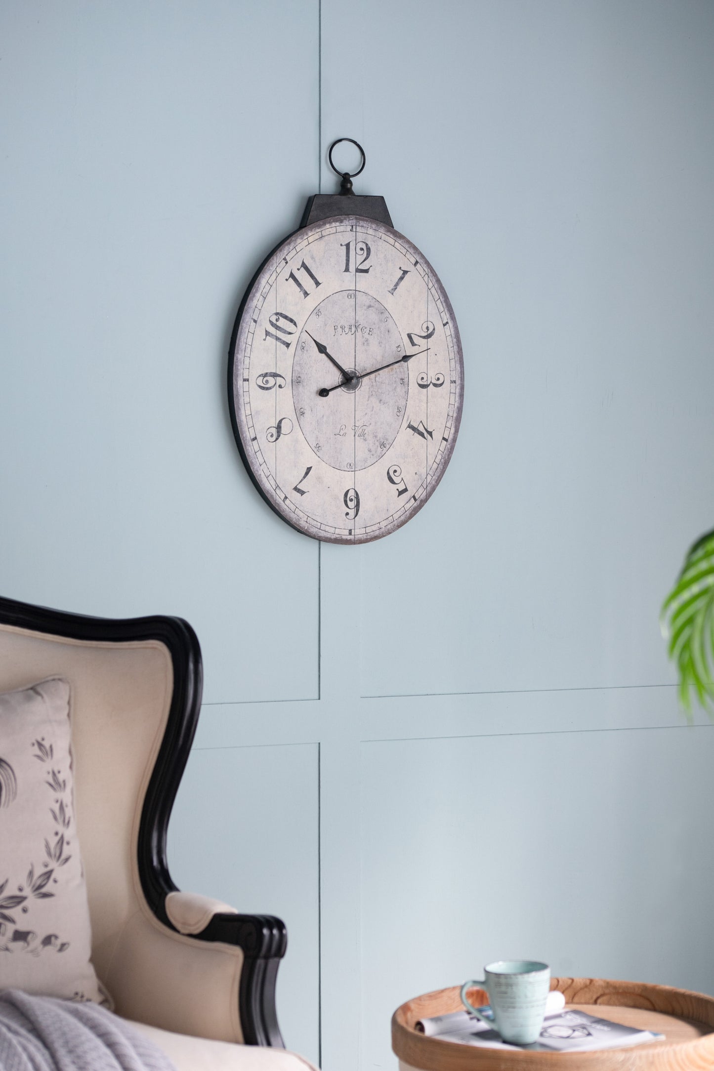 Amity Traditional Oval Wall Clock