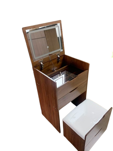 Niles Traditional Vanity Desk