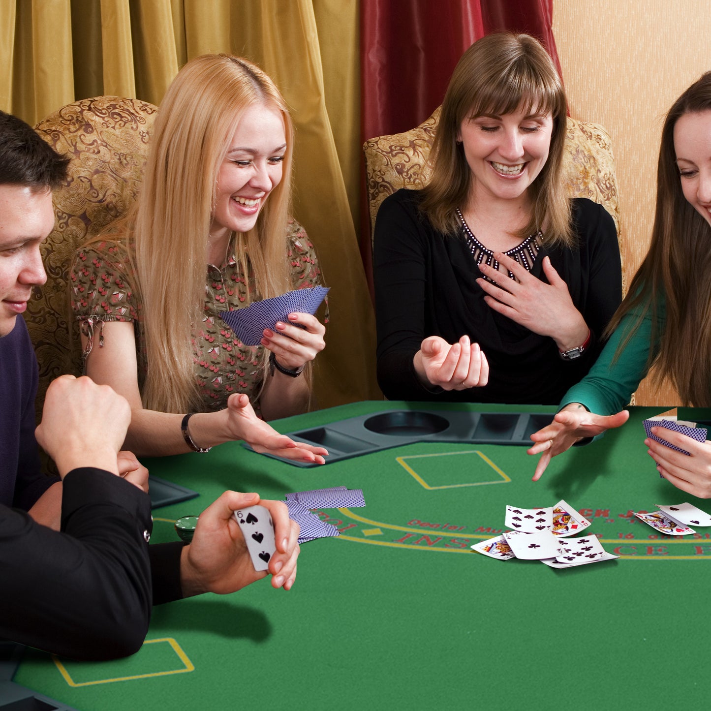 Napa Contemporary Foldable Poker Table