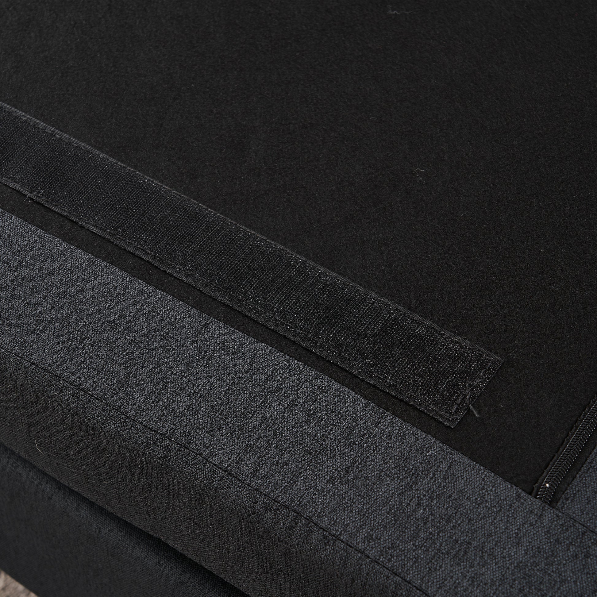 16885322