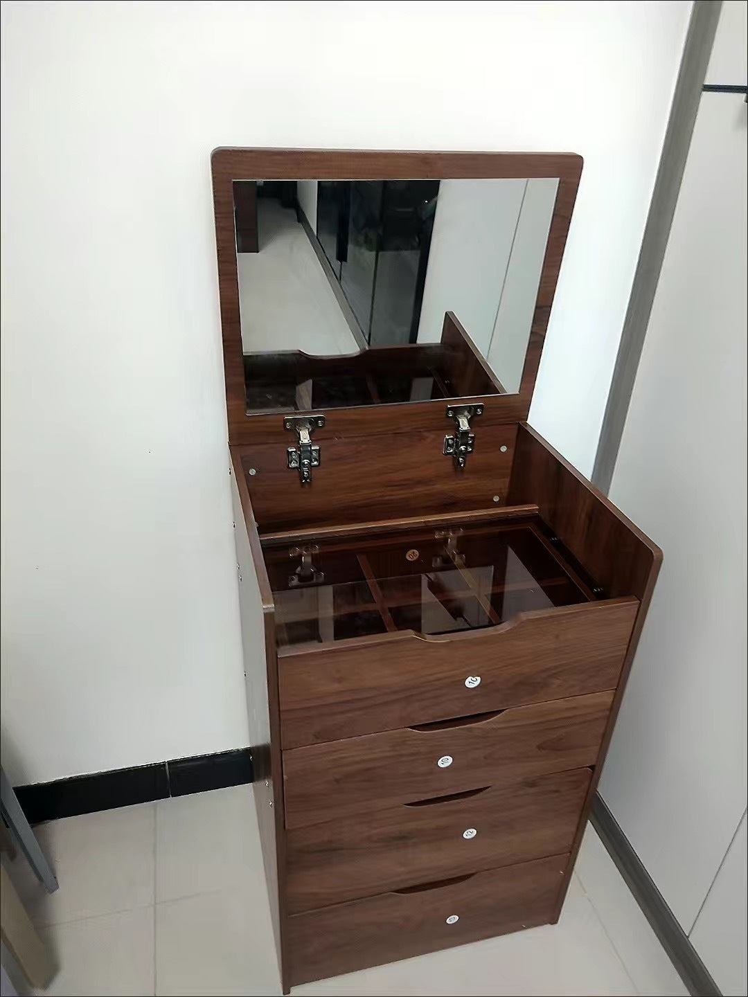 Niles Traditional Vanity Desk