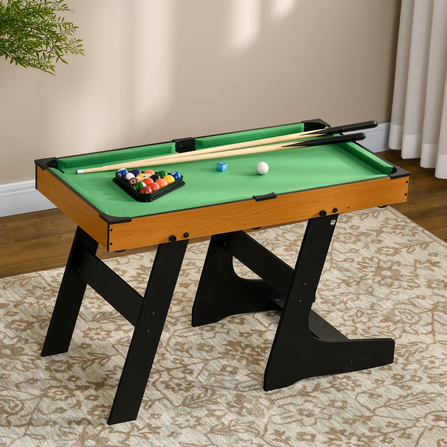Luz Modern Billiards Tabletop Game